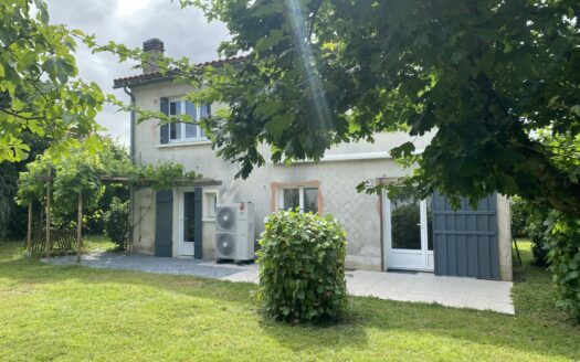 Maison T5 en duplex avec jardin